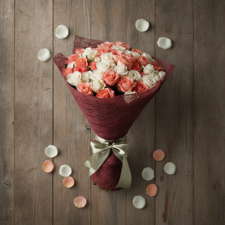 FULL ROSE FLOWER mix WHITE - 6 FULL ROSE FLOWER mix WHITE | Ramo de FloresEleva o teu espazo co noso FULL ROSE FLOWER mix en WHI