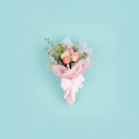 Mixed Roses Bouquet – Elegant Pink & White Gift in Pattaya Mixed Roses Bouquet – Elegant Pink & White Gift in Pattaya