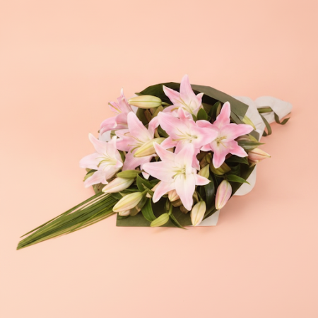 4 Pink Lilies Bouquet – Elegant Floral Gift in Pattaya 4 Pink Lilies Bouquet – Elegant Floral Gift in Pattaya