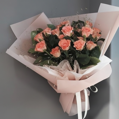 10 Soft Pink Roses Bouquet – Elegant Romantic Gift in Pattaya 10 Soft Pink Roses Bouquet – Elegant Romantic Gift in Pattaya