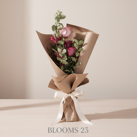  8 Purple‑Pink Roses Bouquet – Elegant Romantic Gift in Pattaya Bouquet of Flowers - Foto 4