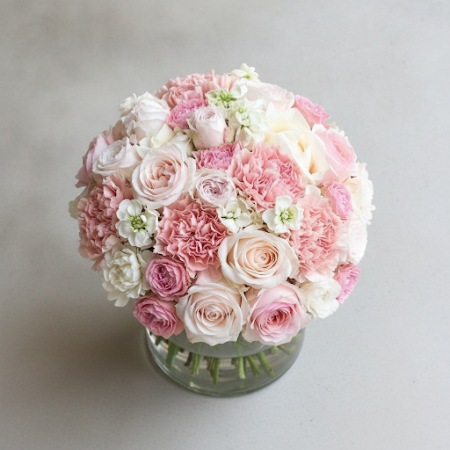 CARNATION WITH ROSE FLOWER - 3 Karnation & Ruusu Kimppu | Tuoreet Kukat VerkossaVirkistä jokainen tilaisuus upealla Carnation wi