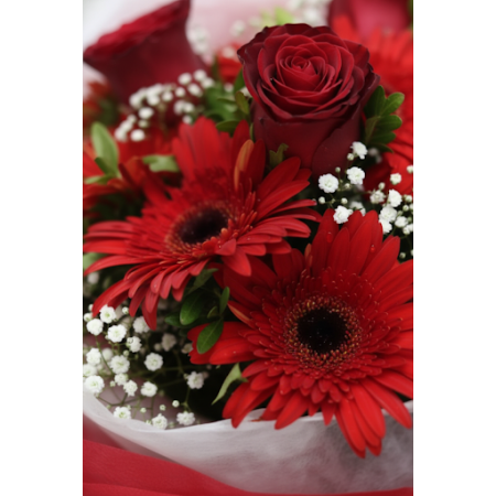 MIX  AND ROSE FLOWER - 10 Mix & Rose Flower Bouquet | Friske blomster online