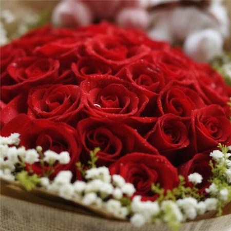 ช่อดอกไม้ Blooms 49 - 5 Blooms 49 ช่อดอกไม้พรีเมียม ดีไซน์หรู | บริการส่งดอกไม้พัทยา