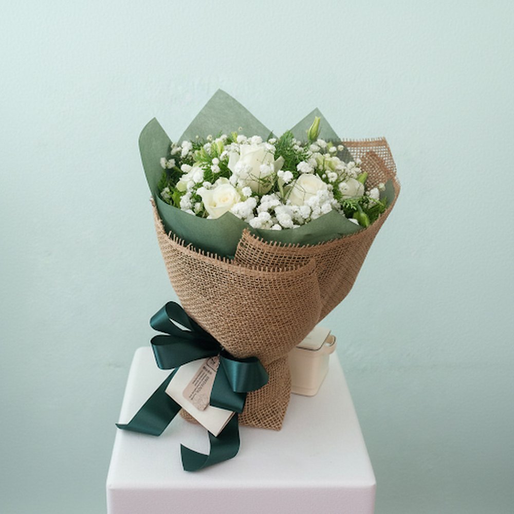 Mazzo di rose fresche di lusso