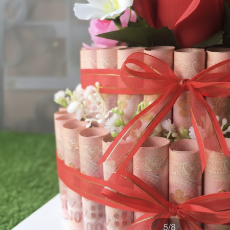 Cake money ( 10000 bth in cake) - 11 케이크 머니: 발렌타인 데이 선물 (10,000 THB)사랑하는 사람을 발렌타인 데이에 Cake money ( 10000 bth in cake)로 놀라게 해보세요!