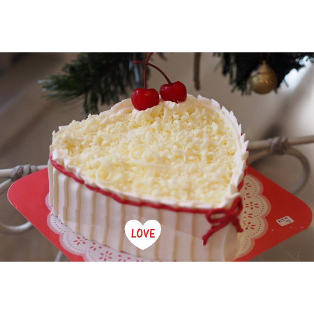 ้HEART WHITE CAKE