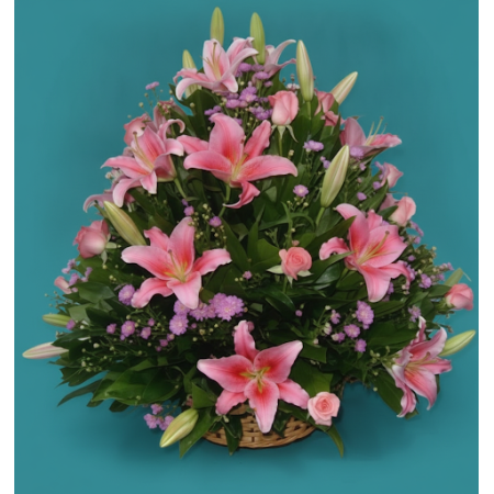 Basket of Flowers 18 | Frisk Blomsterlevering