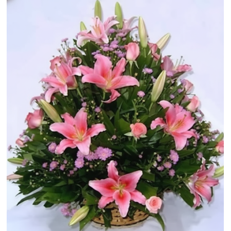 Basket of Flowers 18 | Frisk Blomsterlevering