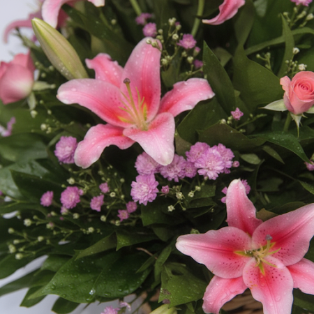 BASKET OF FLOWERS 44 - 5 Basket of Flowers 44 | Flores Frescas y RegalosIlumina cualquier espacio con nuestro BASKET OF FLOWERS 
