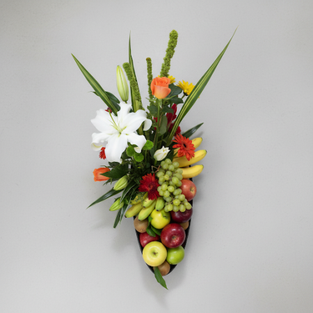 GIFT FLOWERS WITH FRUIT BaSKET set - 3 تهانينا هدية: GIFT FLOWERS WITH FRUIT BaSKET setاحتفل مع مجموعة GIFT FLOWERS WITH FRUIT B