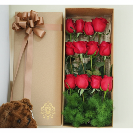 12 red rose in box 01 - 2 Rosas Vermellas na Caixa | Pide Agora | ROSA NA CAIXASorprende á túa persoa querida con 12 impresionan