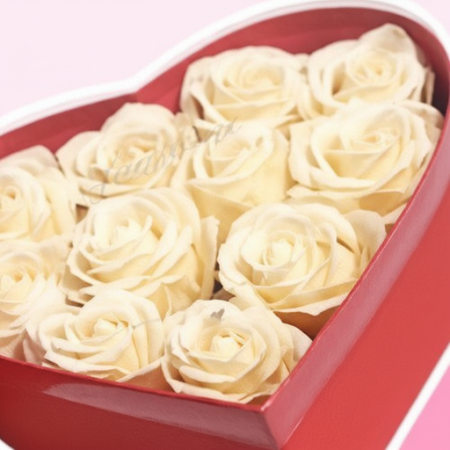 12 roses in box - 5 12 Roses in a Box | هدايا عيد الحبفاجئ أحبائك في يوم عيد الحب هذا مع باقتنا الرائعة من 12 roses in box في عل