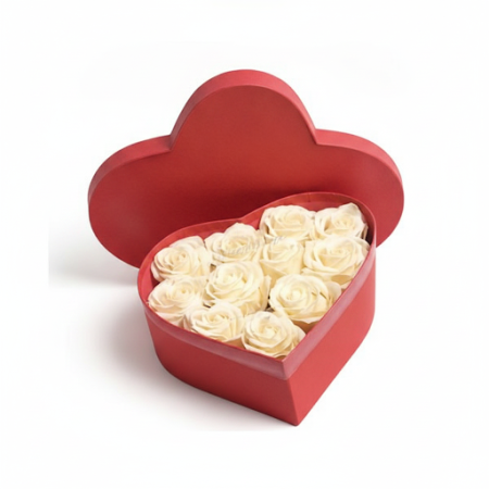 12 roses in box - 7 12 Roses in a Box | Δώρα για την Ημέρα του Αγίου ΒαλεντίνουΕκπλήξτε το αγαπημένο σας πρόσωπο αυτή την ημέρα 