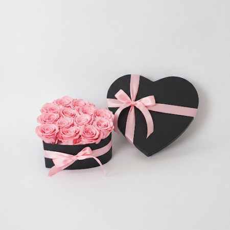 12 roses in box - 4 12 Roses in a Box | ValentinstagsgeschenkeÜberraschen Sie Ihre Liebsten am Valentinstag mit unseren atembera