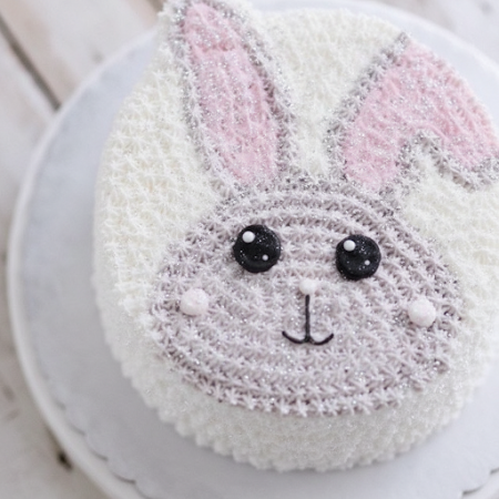 BIRTHDAY  CAKE SIIZE 4 P  1500 GRAM - 6 생일 케이크 4P | 1500g | 맛있고 축제 같은우리의 4인용 생일 케이크(무게 1500그램)로 축하하세요! 특별한 날을 위해 완벽하게 제작된 이 케이크는