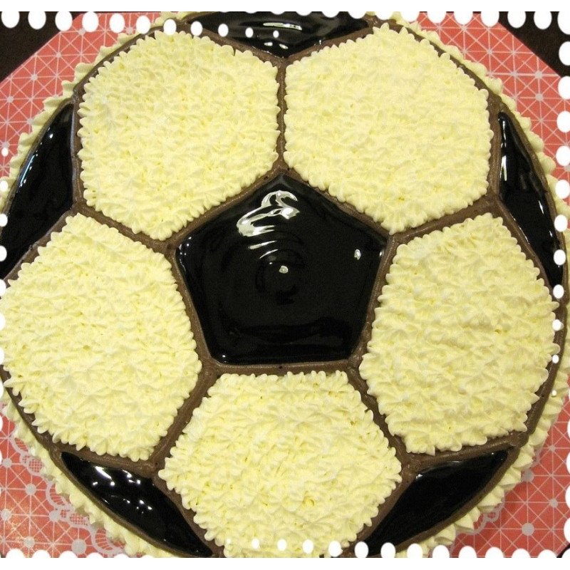  Football Cake 1500g – Sport Celebration Dessert in Pattaya Cakes - Foto 1