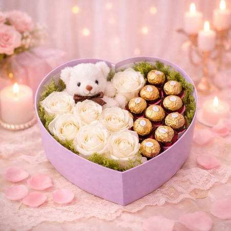 Scatola a forma di cuore con rose alla lavanda, regalo