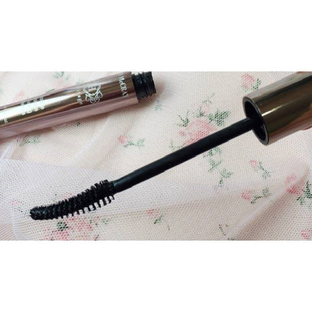 Double Volume Curling Mascara  Black - 1 Double Volume Curling Mascara - Black | Salut i bellesaAconsegueix unes pestanyes impre