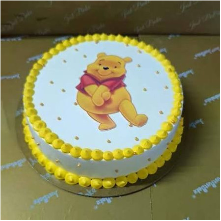 Pooh Bear Cake 1lb - 1 